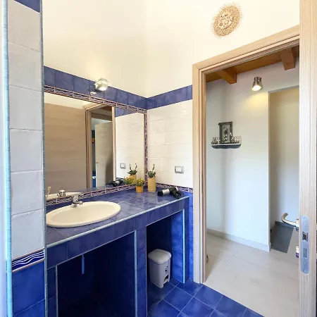 Sa Pibira - 2 Bagni, 2 E 6 Posti Letto Teulada